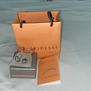 Iridesse Pearls sterling silver heart earrings with pearls